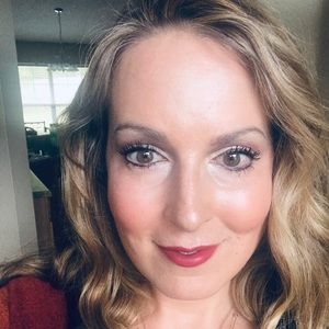 Meet your Posher, Jenny